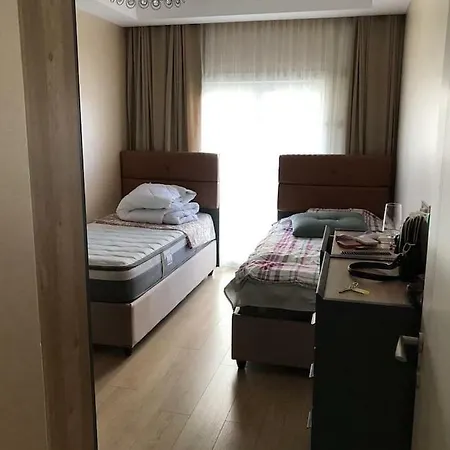 Apartment 3+1 Luxury Flat With A Lake View In A Private Compound